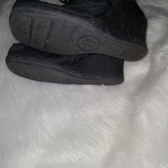 OYF (On Your Feet) S.8 M Black Quilted Boots - Picture 5 of 9